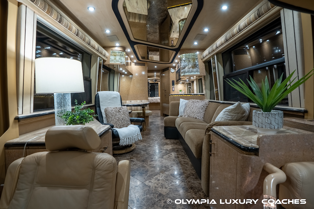 2000 Prevost Marathon H3-45 For Sale