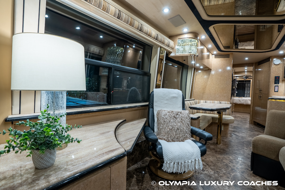 2000 Prevost Marathon H3-45 For Sale