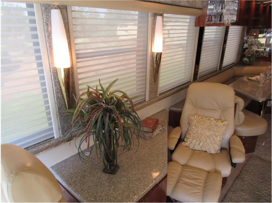 2000 Prevost Marathon XL For Sale