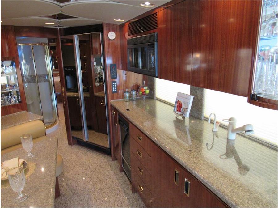 2000 Prevost Marathon XL For Sale