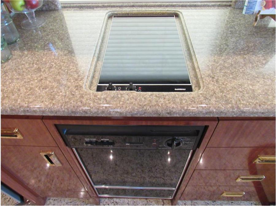 2000 Prevost Marathon XL For Sale