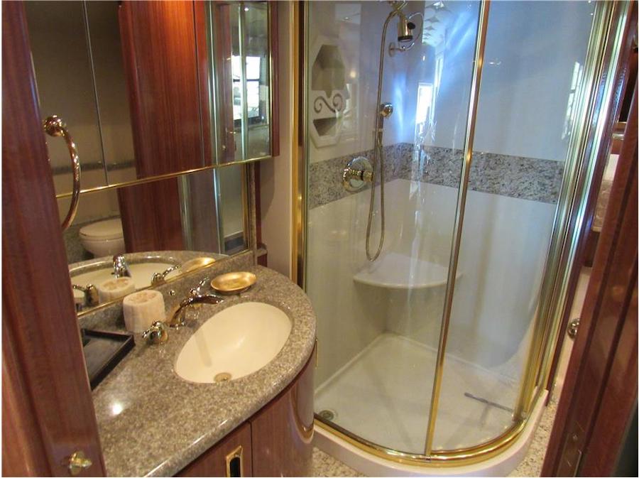 2000 Prevost Marathon XL For Sale