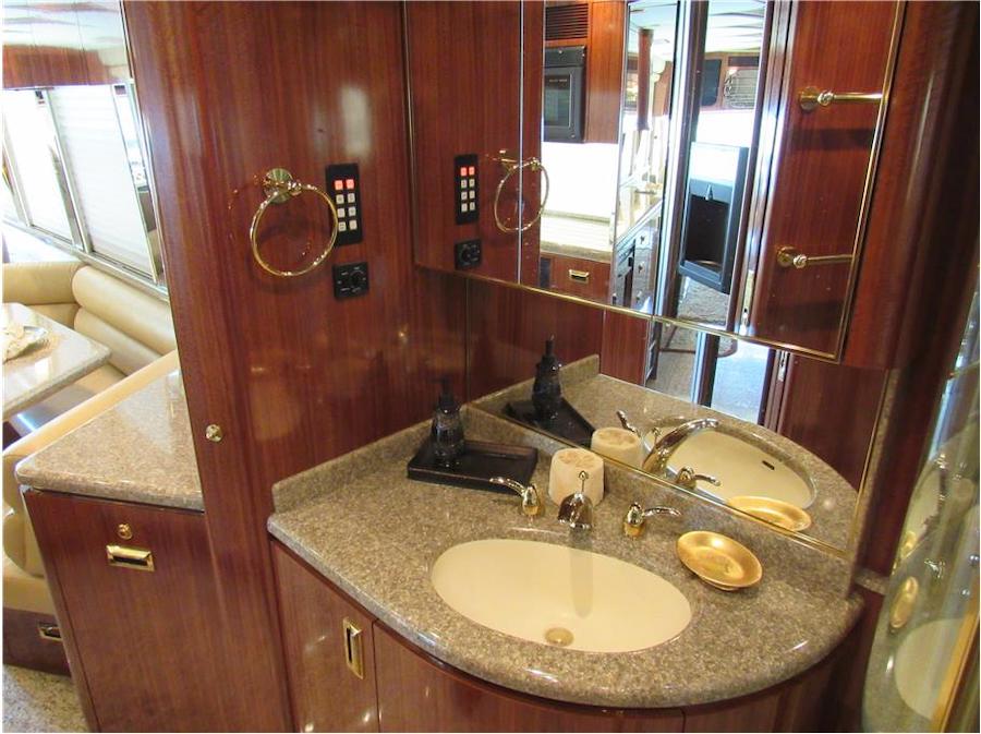 2000 Prevost Marathon XL For Sale
