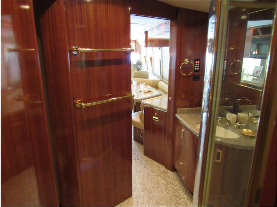2000 Prevost Marathon XL For Sale