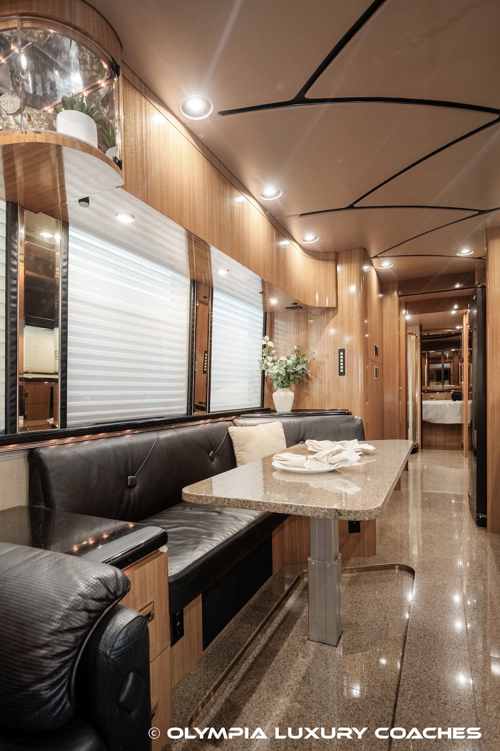 2000 Prevost Marathon XL For Sale