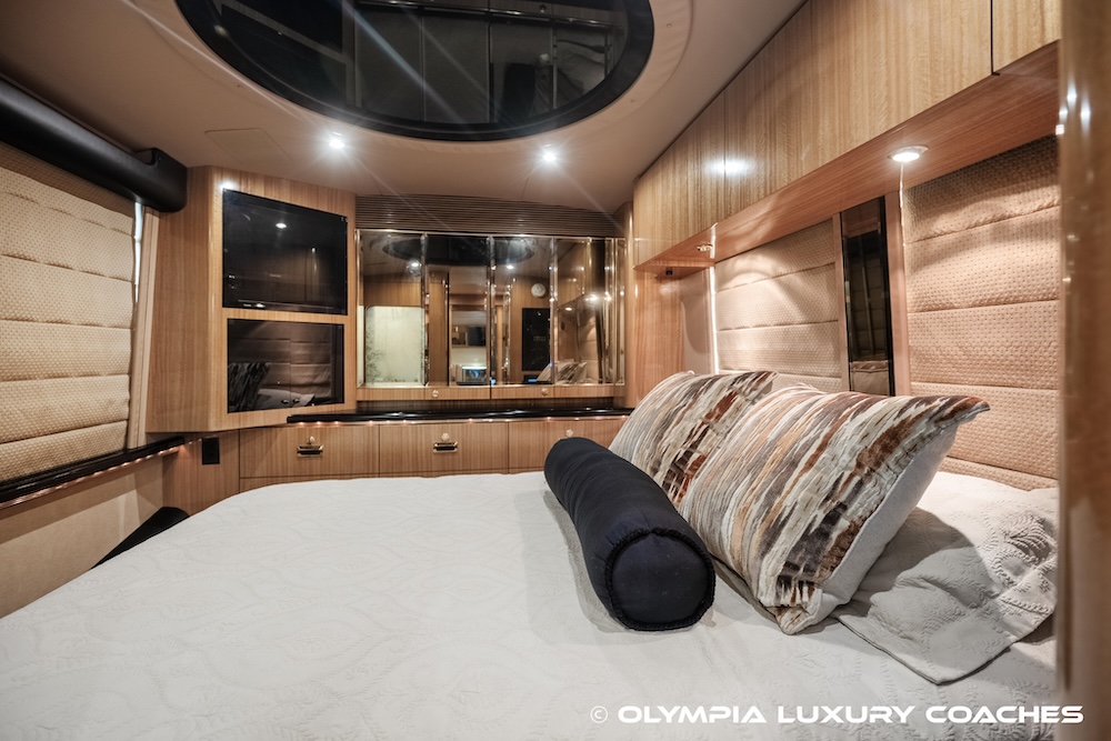 2000 Prevost Marathon XL For Sale