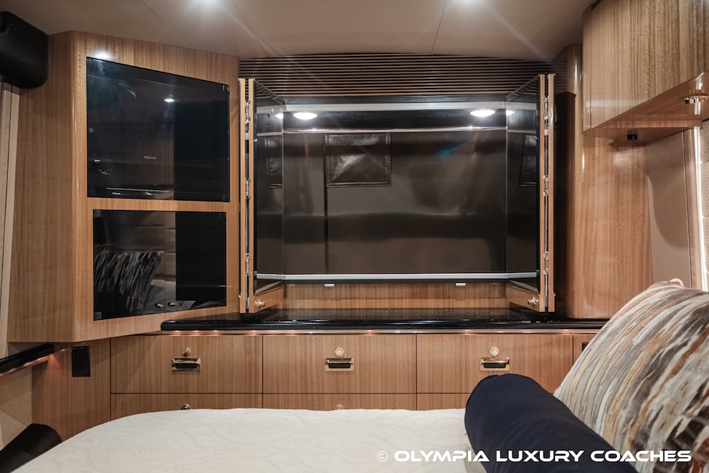 2000 Prevost Marathon XL For Sale