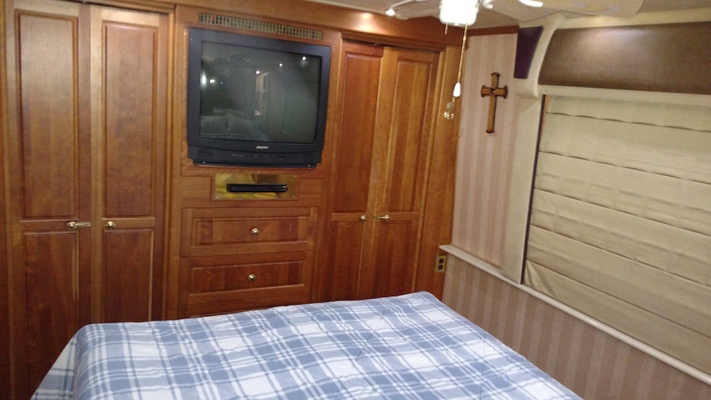 2000 Prevost Royale H3-45 For Sale