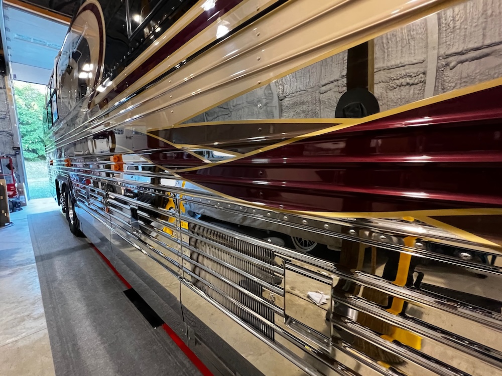 2000 Prevost Royale XL Non Slide