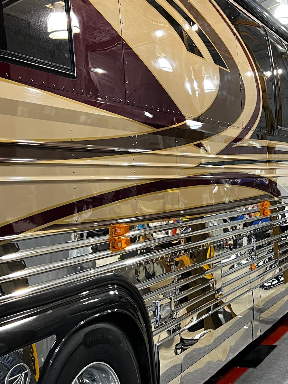 2000 Prevost Royale XL Non Slide