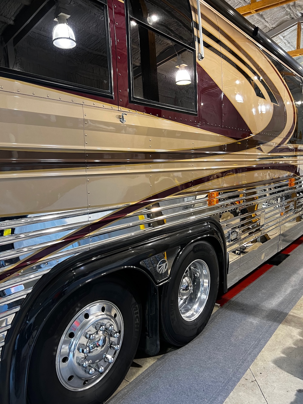 2000 Prevost Royale XL Non Slide