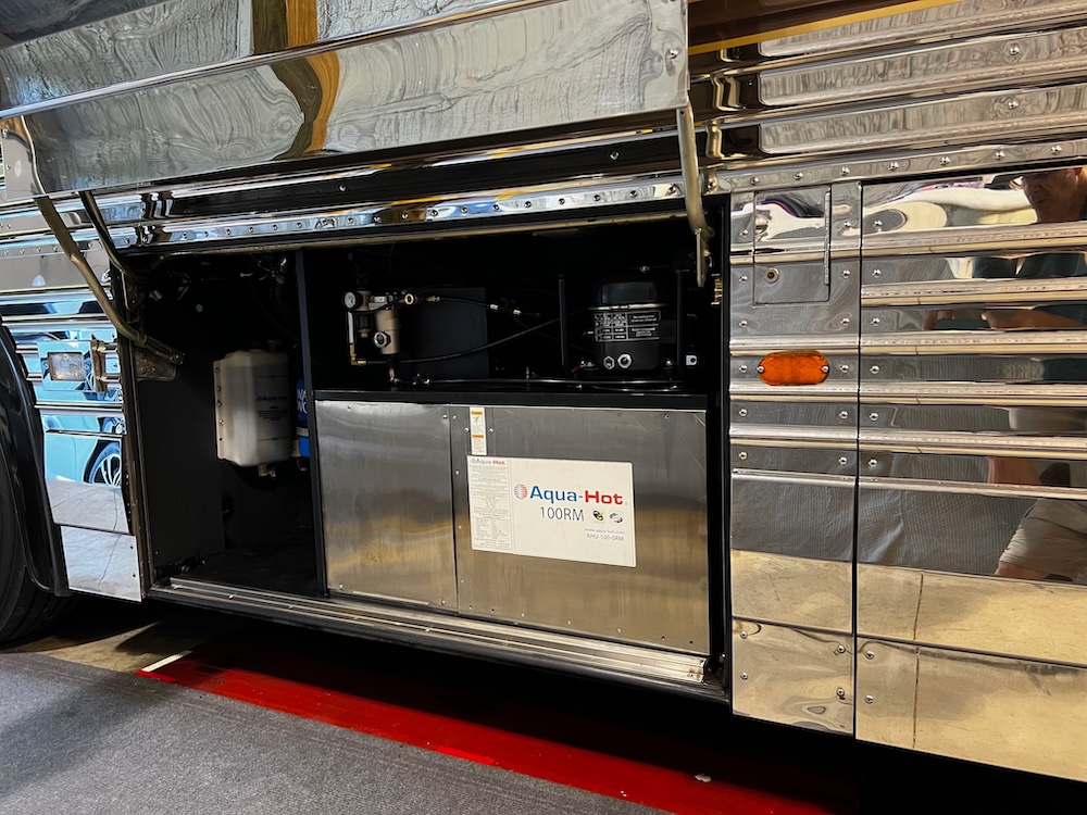 2000 Prevost Royale XL Non Slide