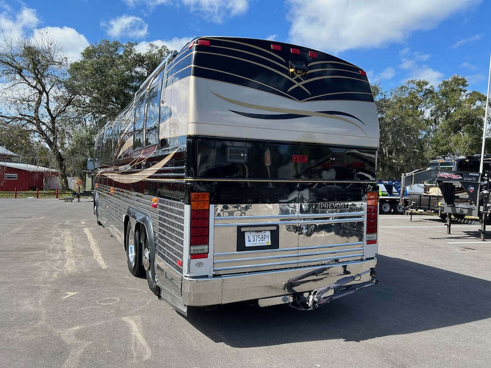 2000 Prevost Thompson XL For Sale