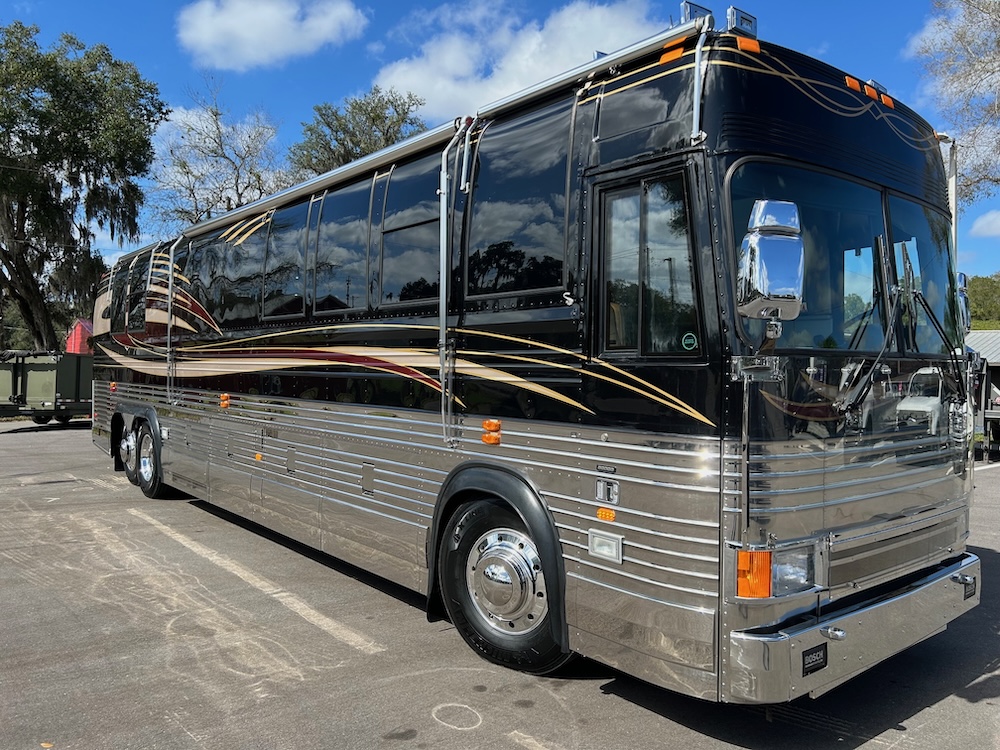 2000 Prevost Thompson XL For Sale
