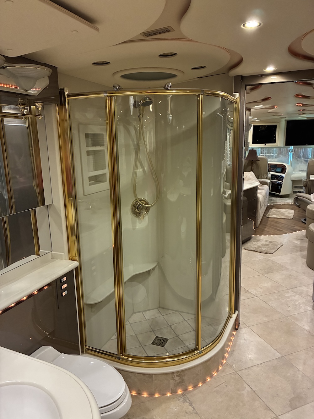 2000 Prevost XL For Sale