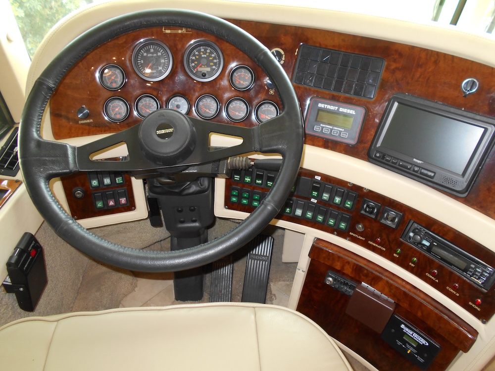 2000 Prevost XL For Sale