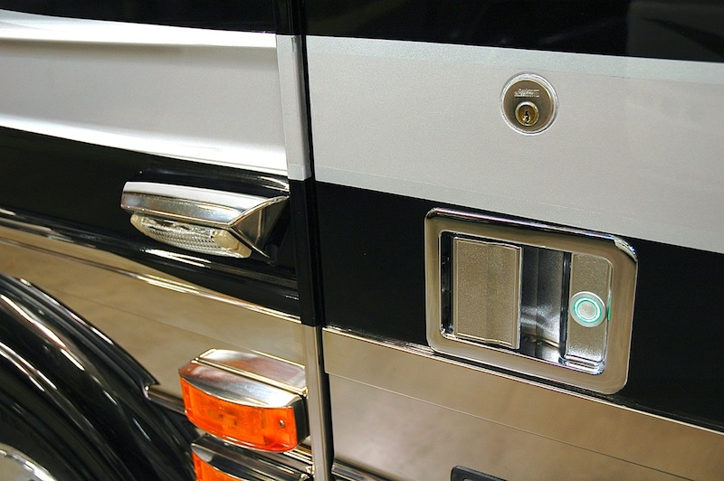 2001 Prevost Marathon XLII For Sale