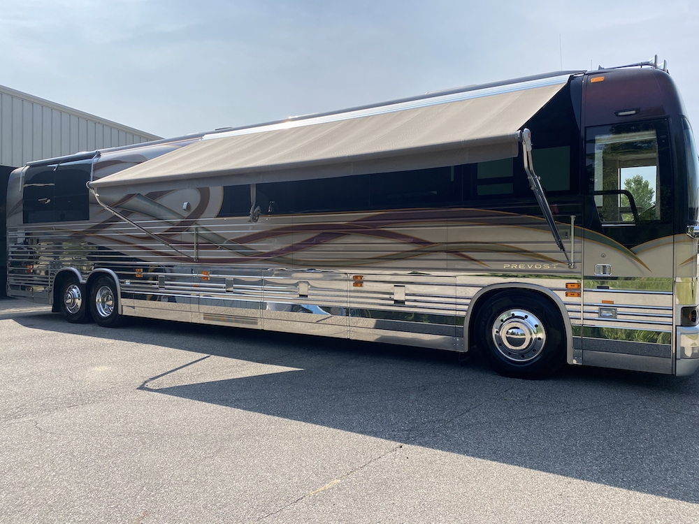 2001 Prevost Angola XLII For Sale