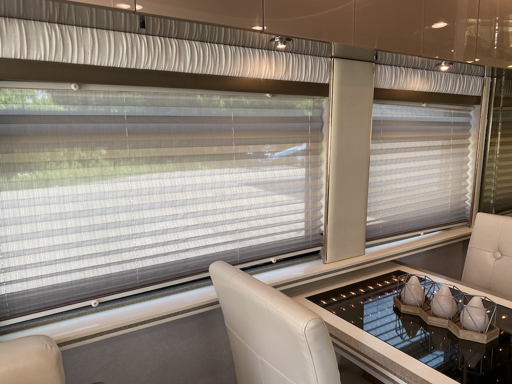 2001 Prevost Angola XLII For Sale