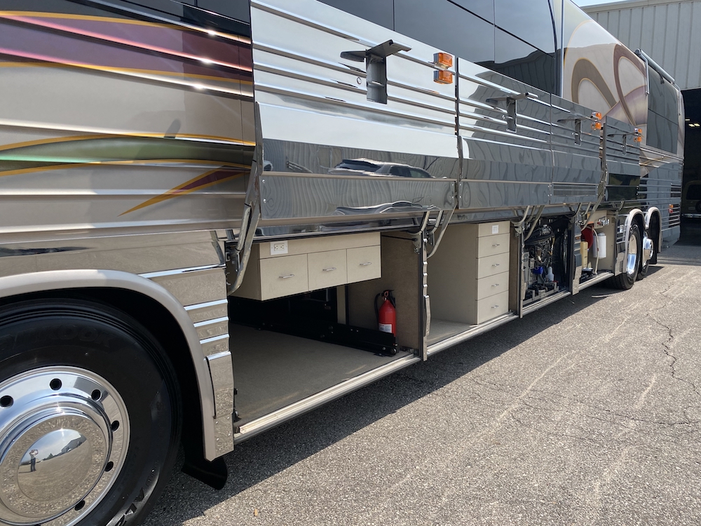 2001 Prevost Angola XLII For Sale