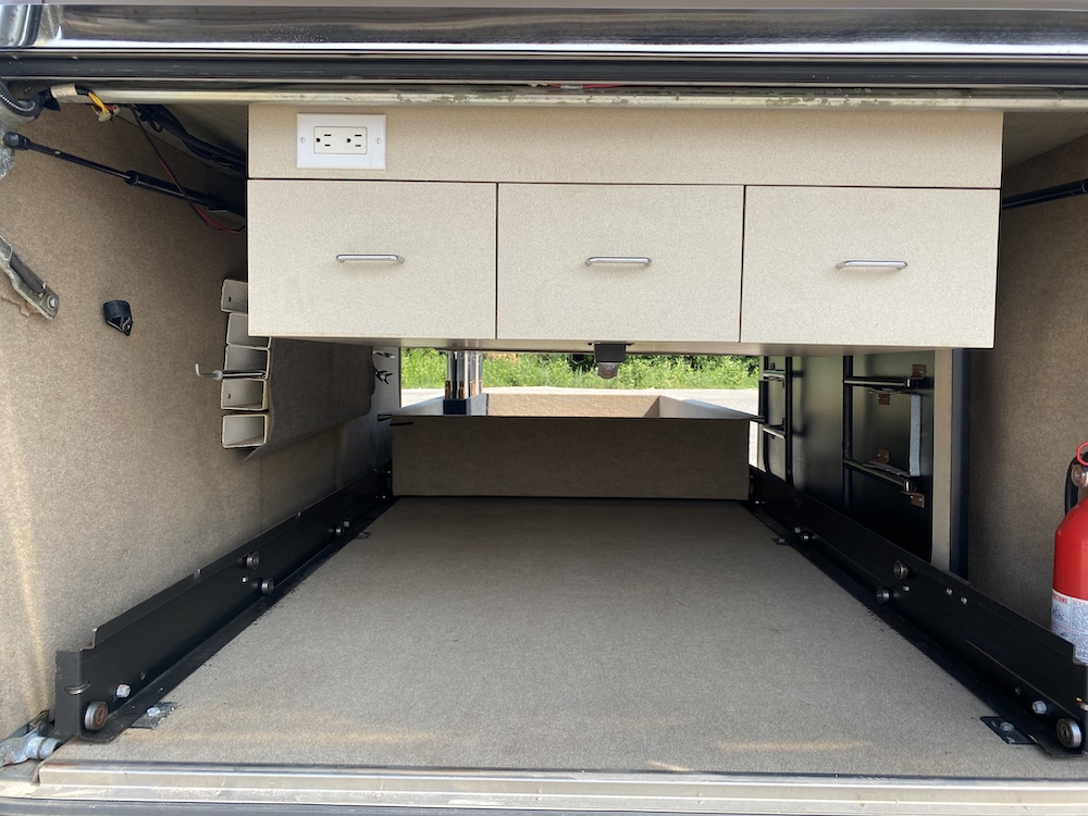 2001 Prevost Angola XLII For Sale