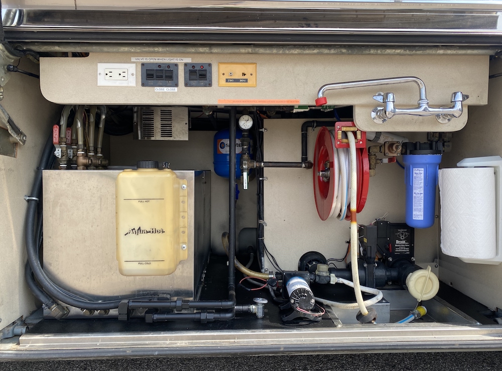 2001 Prevost Angola XLII For Sale