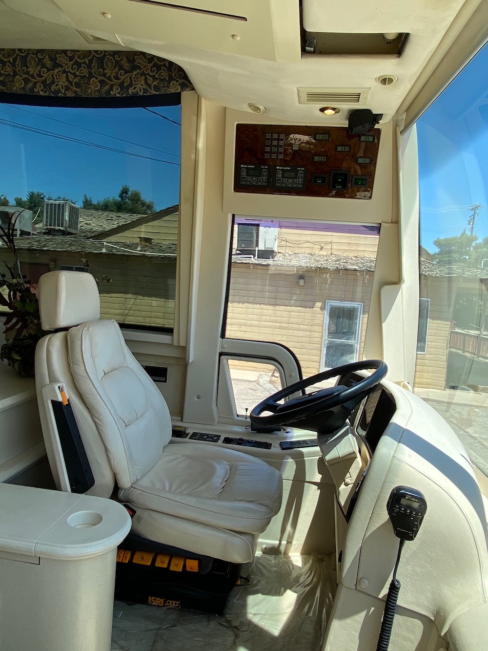 2001 Prevost Country Coach XLII For Sale