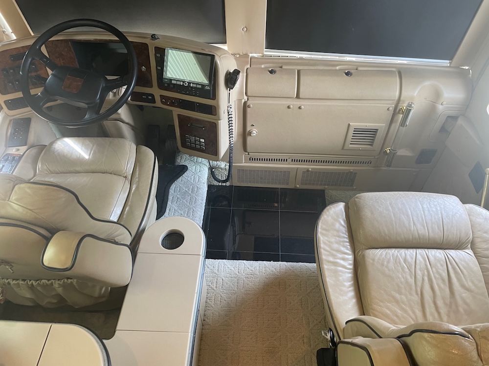 2001 Prevost Country Coach XLII For Sale