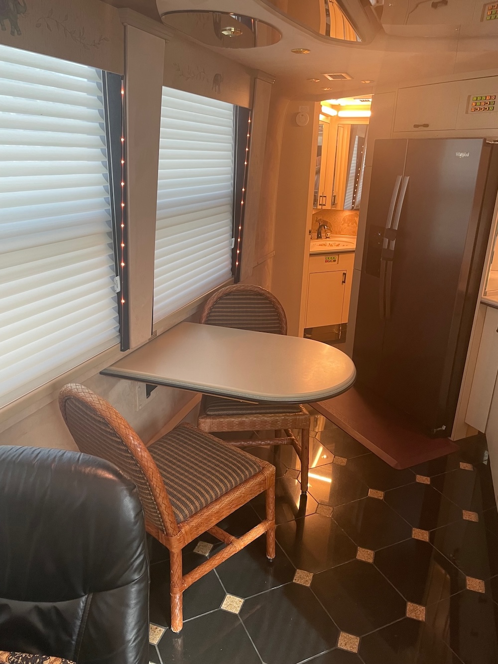 2001 Prevost Country Coach XLII For Sale