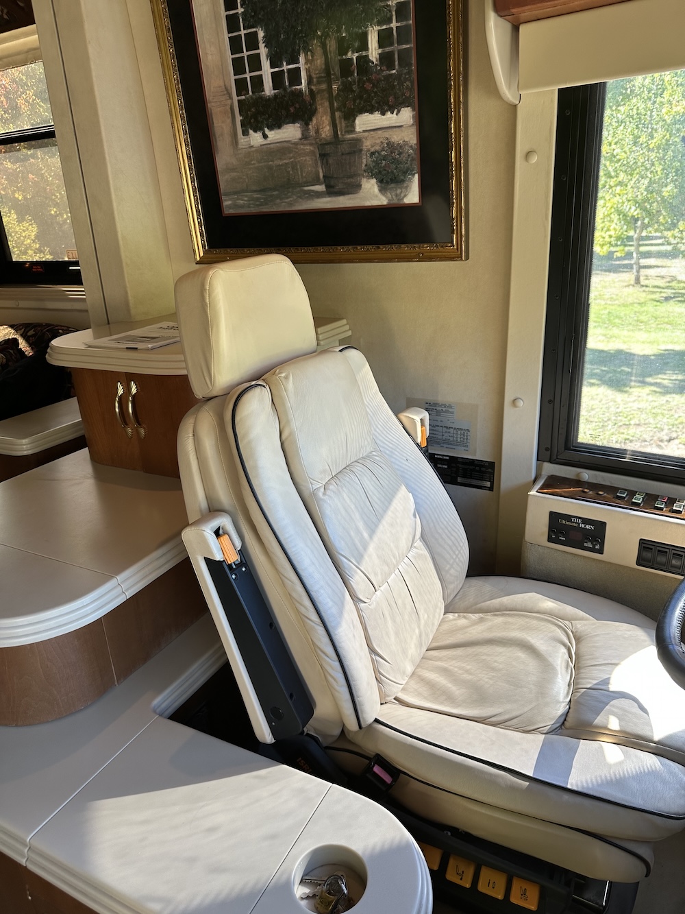 2001 Prevost Country Coach XLII For Sale
