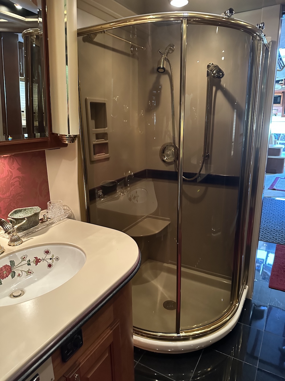 2001 Prevost Country Coach XLII For Sale