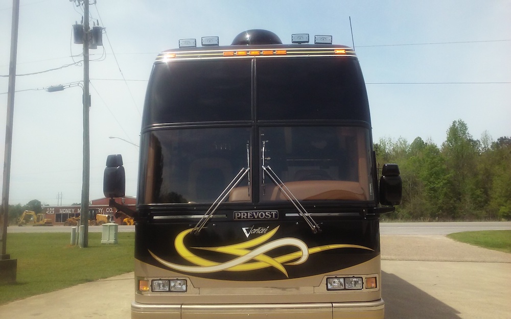 2001 Prevost Featherlite H3-45 For Sale