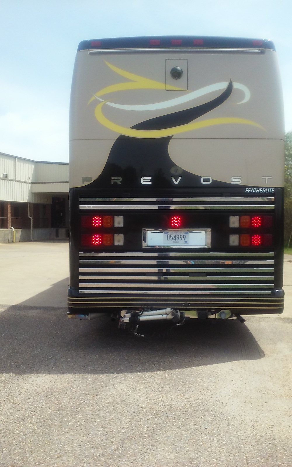 2001 Prevost Featherlite H3-45 For Sale