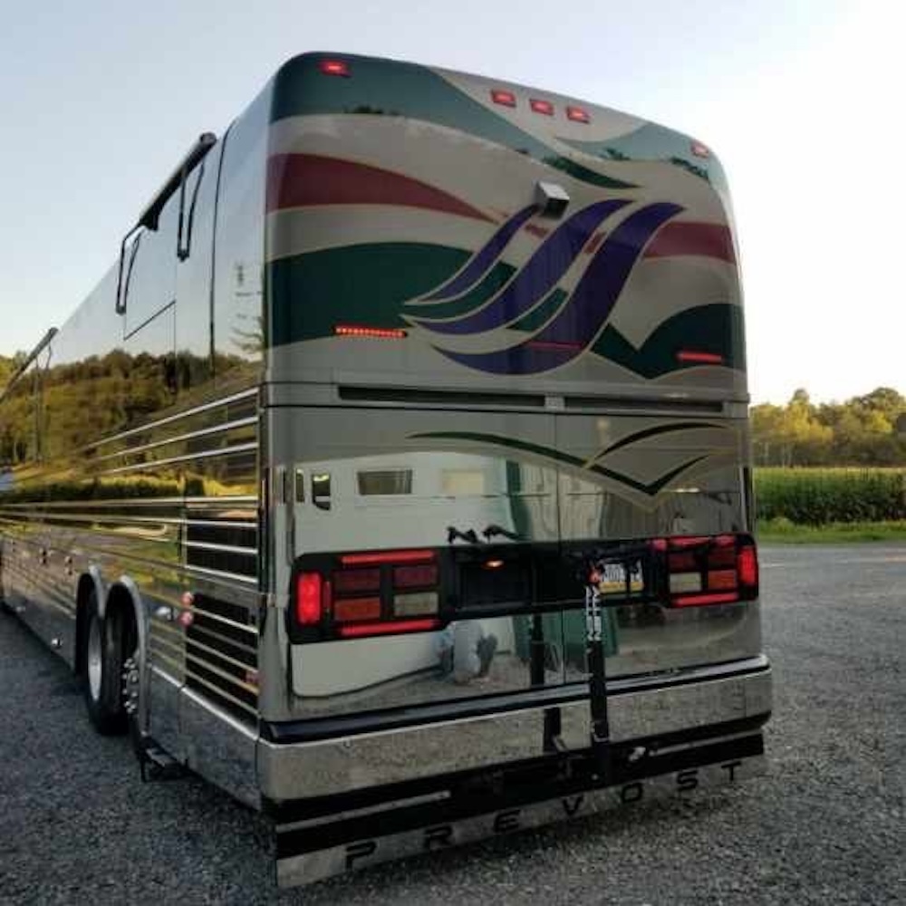 2001 Prevost Featherlite XLII For Sale