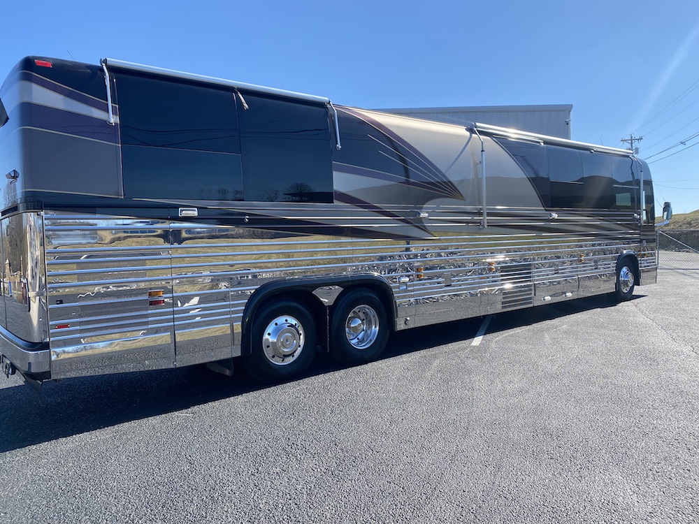 2001 Prevost Liberty XLII For Sale