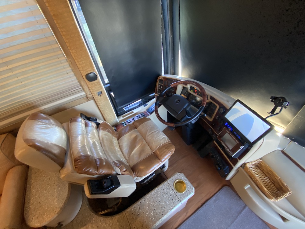 2001 Prevost Liberty XLII For Sale