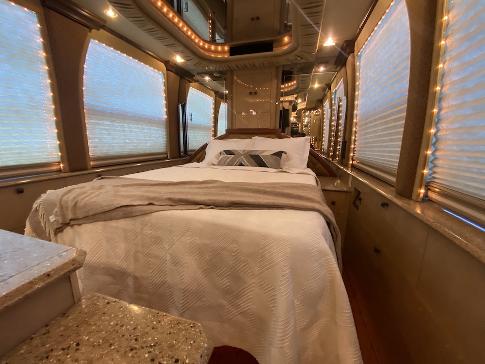 2001 Prevost Liberty XLII For Sale