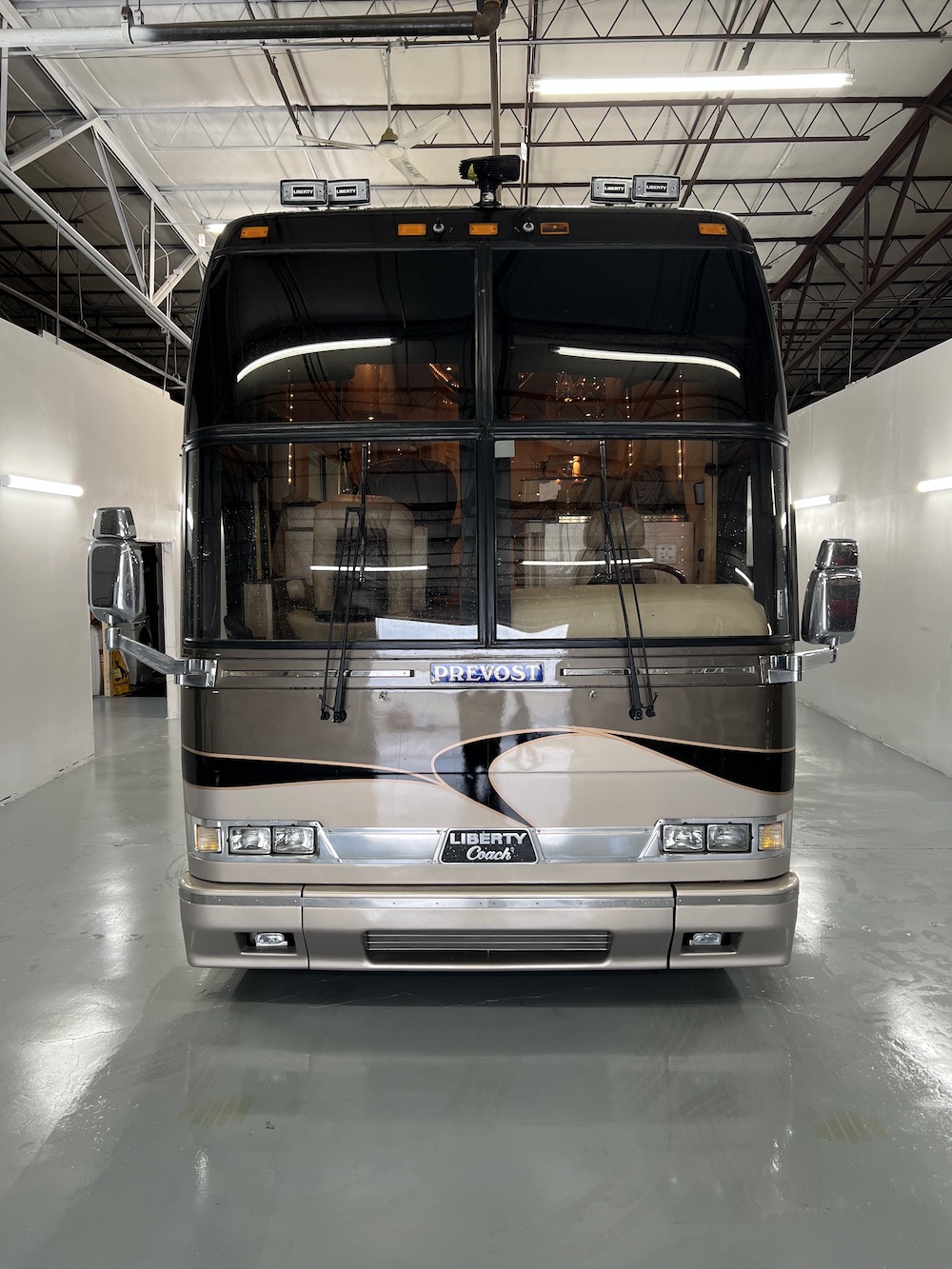 2001 Prevost Liberty H3-45 For Sale