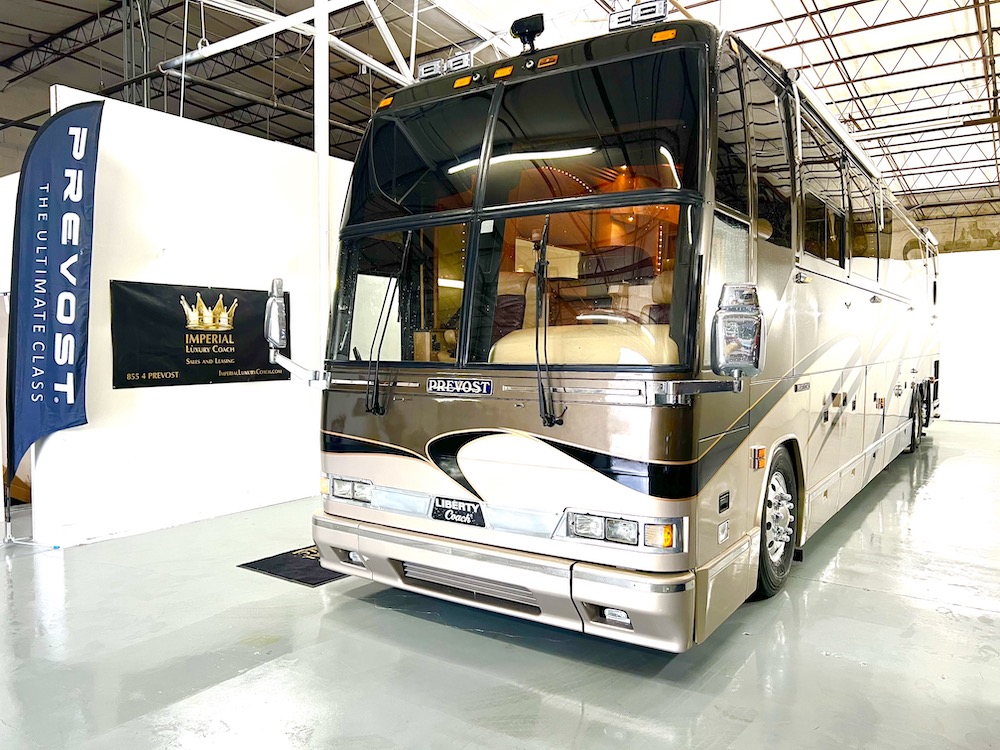 2001 Prevost Liberty H3-45 For Sale