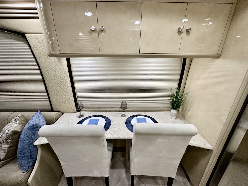 2001 Prevost Liberty H3-45 For Sale