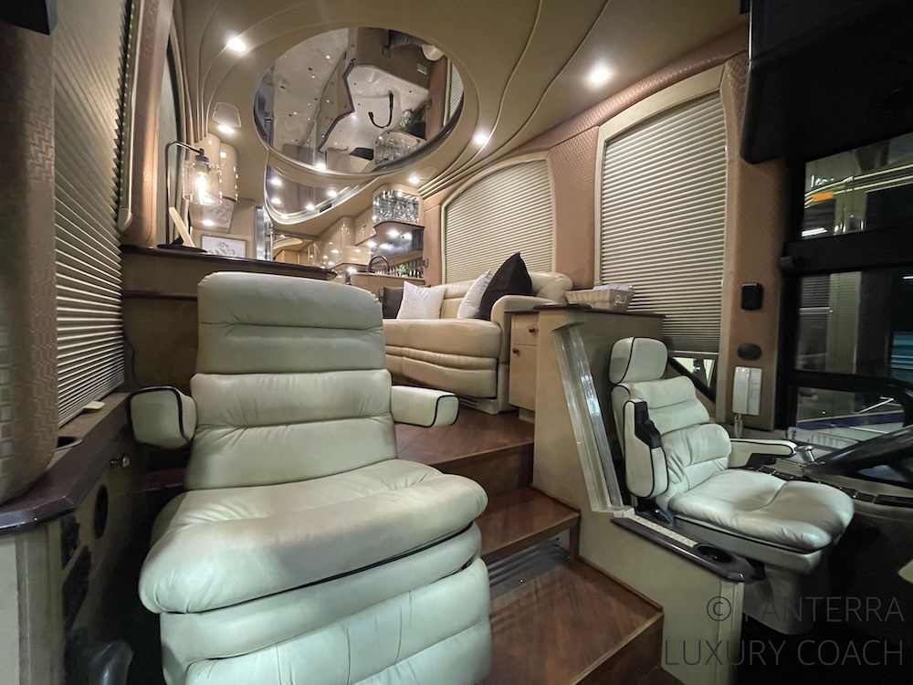 2001 Prevost Liberty H3-45 Non Slide