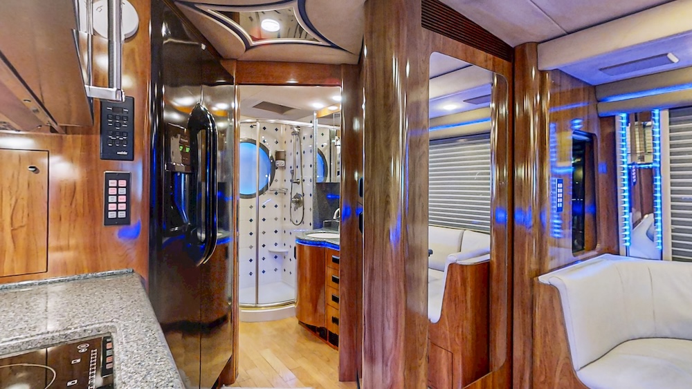 2001 Prevost Marathon B  H3-45 For Sale