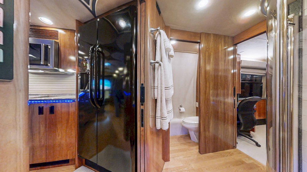 2001 Prevost Marathon B  H3-45 For Sale