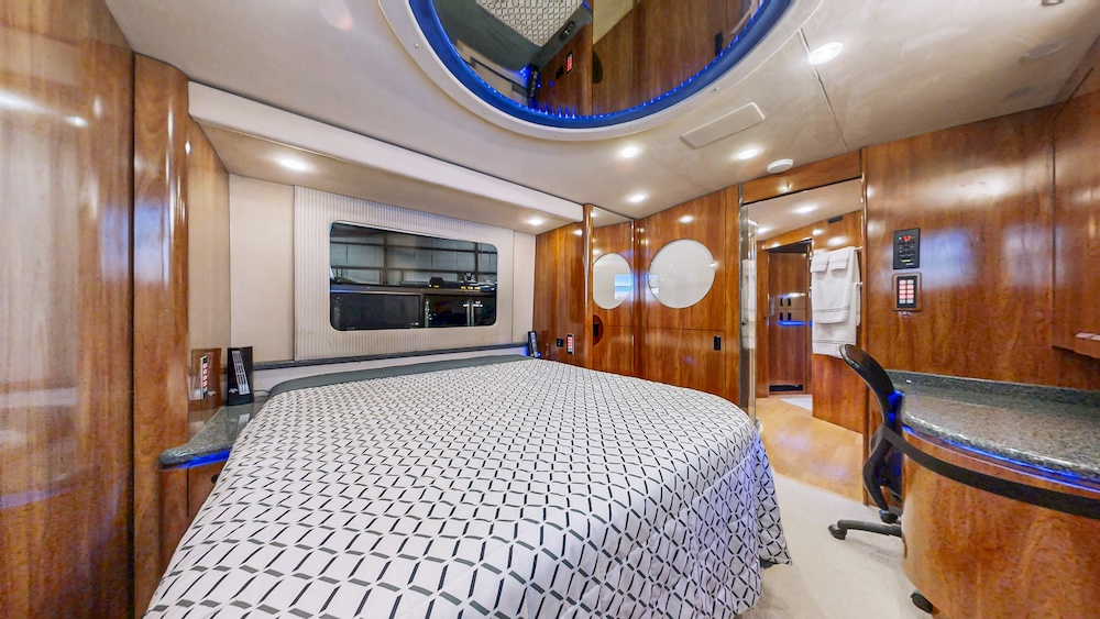 2001 Prevost Marathon B  H3-45 For Sale