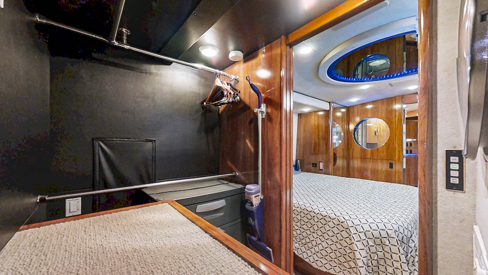 2001 Prevost Marathon B  H3-45 For Sale