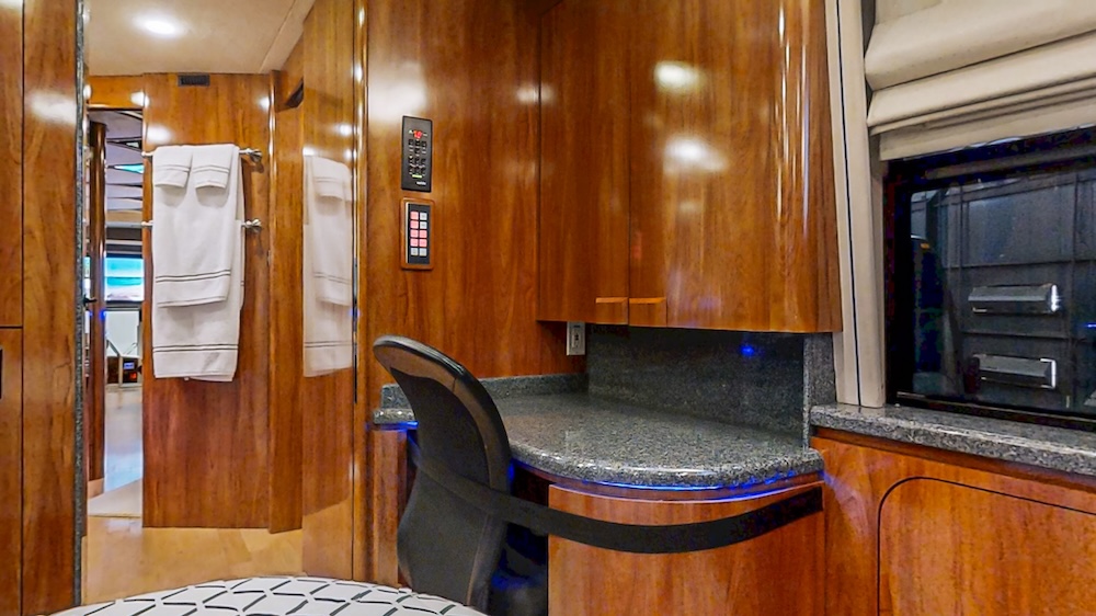 2001 Prevost Marathon B  H3-45 For Sale
