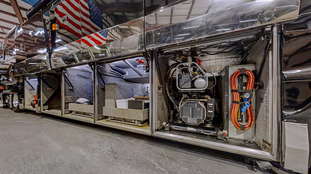 2001 Prevost Marathon B  H3-45 For Sale