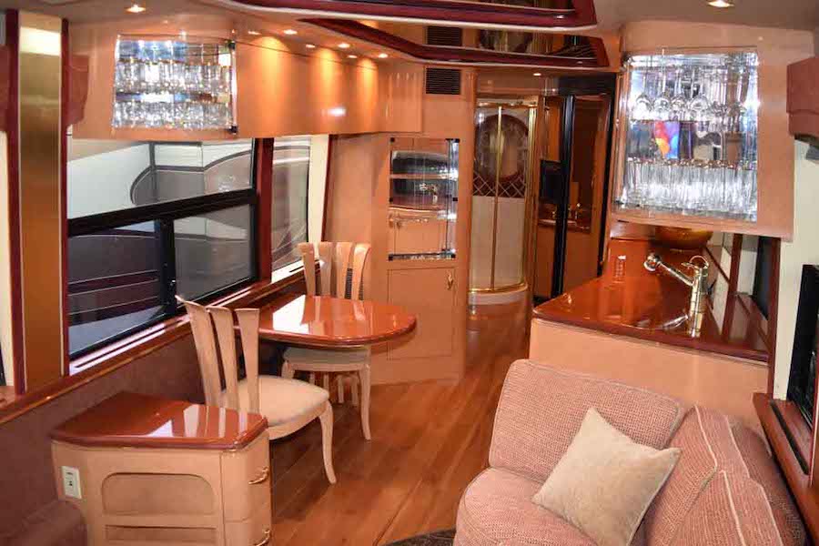 2001 Prevost Marathon H3-45 For Sale