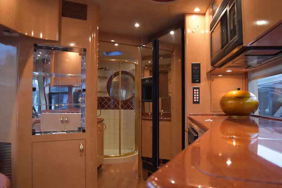 2001 Prevost Marathon H3-45 For Sale