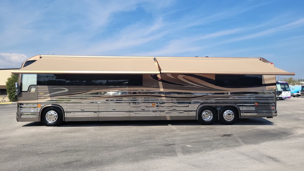 2001 Prevost Marathon XLII For Sale